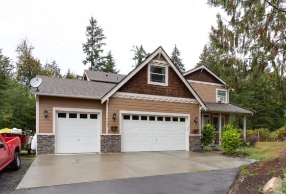 2 story lake stevens home on large lot