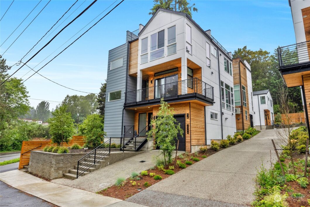 2344 NE 90th Street Seattle Washington | The Madrona Group